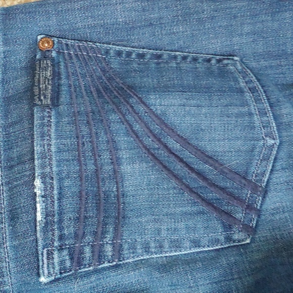 7 FOR ALL MANKIND DOJO CUT OFF INTO CROP JEANS SZ 28 CUTE - Picture 8 of 11